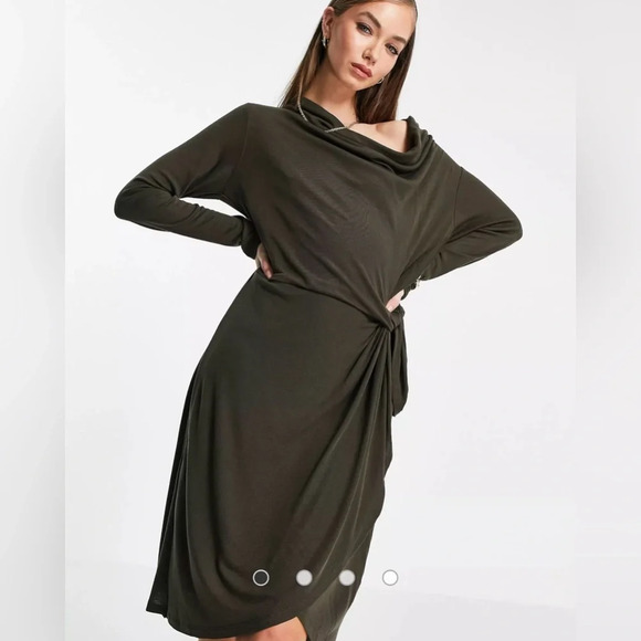 Ted Baker Neyda dress in green - Picture 1 of 8